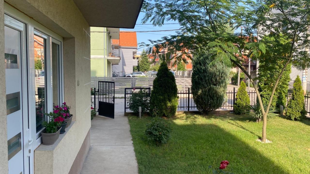 Arni Apartments Donja Vrezina Eksteriør billede